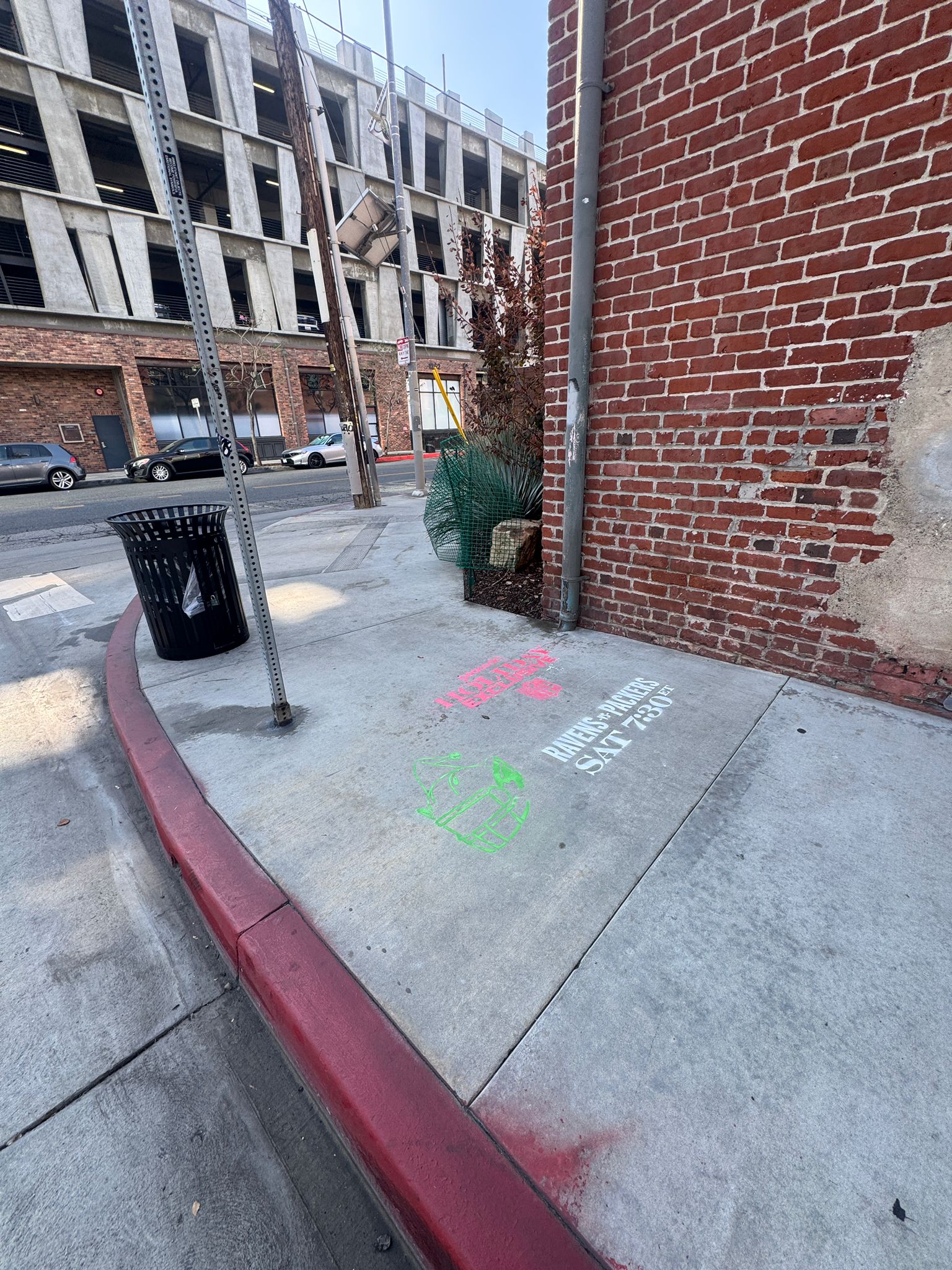 Stencil 6.8 Arts District Urth Cafe